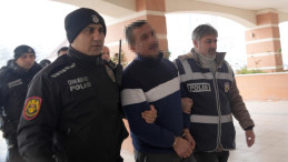 MEZARLIKTA DAMADINI ÖLDÜRDÜ