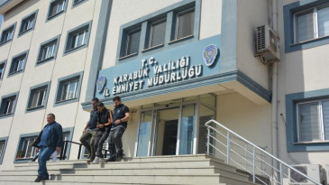 BEŞ YILLIK FİRARİ YAKAYI ELE VERDİ