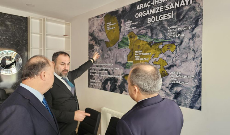 ARAÇ VE İHSANGAZİ’YE KURULACAK DEV OSB DEMİRYOLU İLE KARABÜK’E BAĞLANACAK