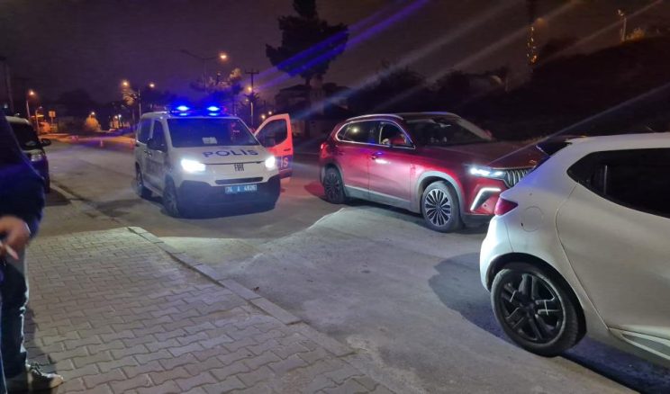 TÜRK POLİSİ YAKALAR….!