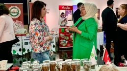 BAYAN ŞAHİN’DEN ÜRETEN KADINLARA TAM DESTEK