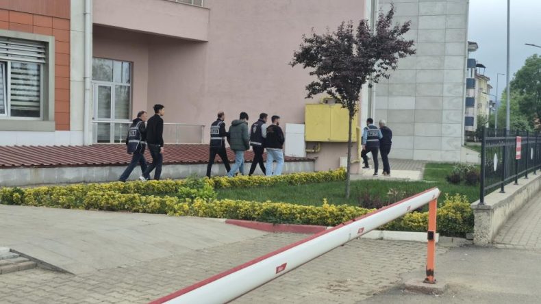 SAHTE POLİSLERE GERÇEK POLİSLERDEN DARBE!