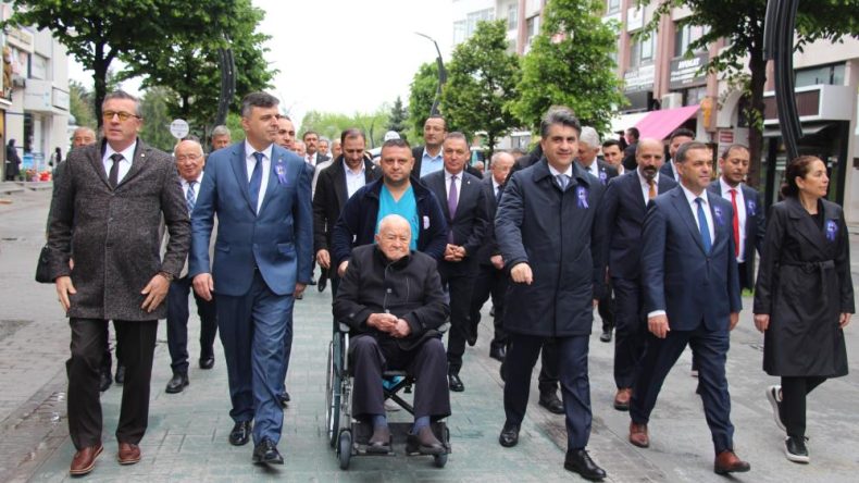 BOLU’DAN BABAYA VEFA