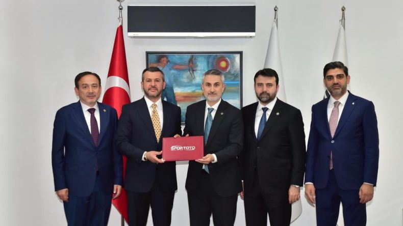 KARABÜK İSTEDİ, BAKAN BOŞ BAK’MADI…!