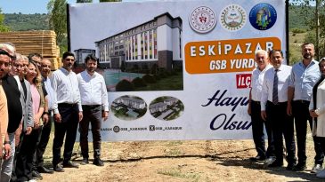 BİR ZAMANLAR İL MERKEZİNDE HAYAL OLAN YURTLAR ŞİMDİ İLÇELERE YAPILIYOR