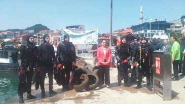 DALGIÇLARDAN LİMAN TEMİZLİĞİ