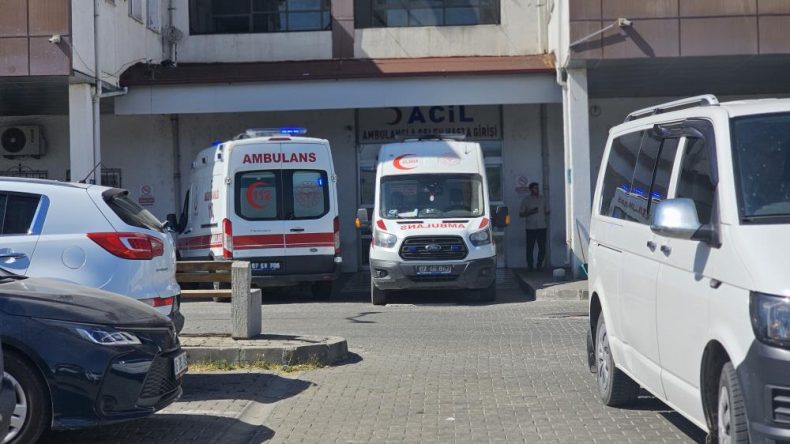 PATLAMADA YARALANANLAR SEVK EDİLİYOR
