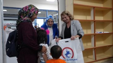 1638 HASTAYA ÖZ BAKIM, 600 HANEYE TEMİZLİK HİZMETİ