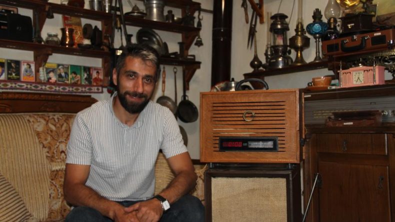ATIK MALZEMELER NOSTALJİK RADYOYA DÖNÜŞÜYOR