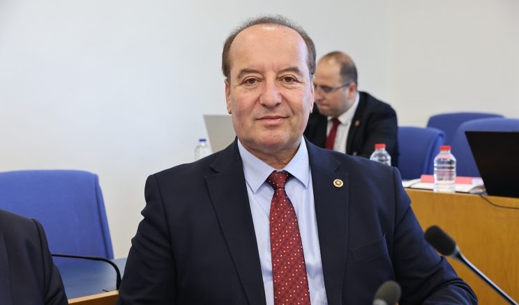 AKAY ENİŞTEYE SORUNLARI İLETTİ