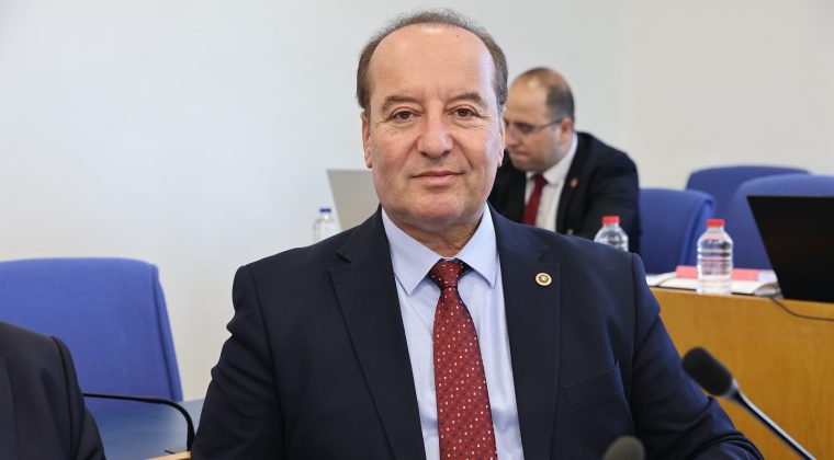 AKAY ENİŞTEYE SORUNLARI İLETTİ