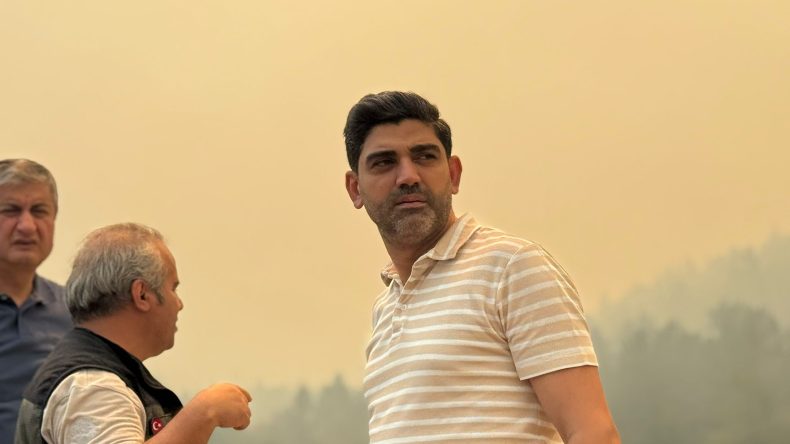 İL BAŞKANI SALT; ” DEVLETİMİZ SAHADA, YARALAR SARILIYOR”