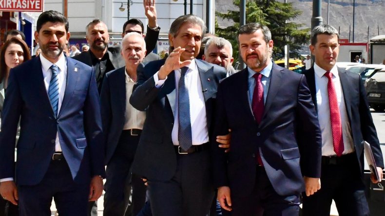 GENEL BAŞKAN YARDIMCISI DEMİR PROJELERİ YERİNDE İNCELEDİ