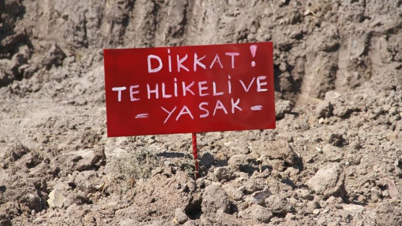 MEĞER DAHA ÖNCEDE ÖLENLER OLMUŞ