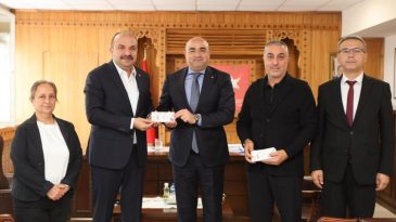 SAFRANBOLU TSO’DAN ÖĞRENCİLERE KIRTASİYE DESTEĞİ