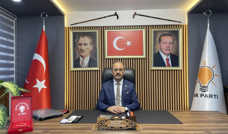 AK PARTİ İLÇE BAŞKANI İSTİFA ETTİ
