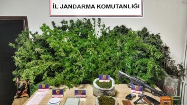 UYUŞTURUCU OPERASYONUNDA 3 KİŞİ TUTUKLANDI