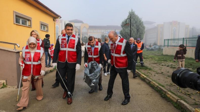 KAMPANYA OKULLARA YAYILDI