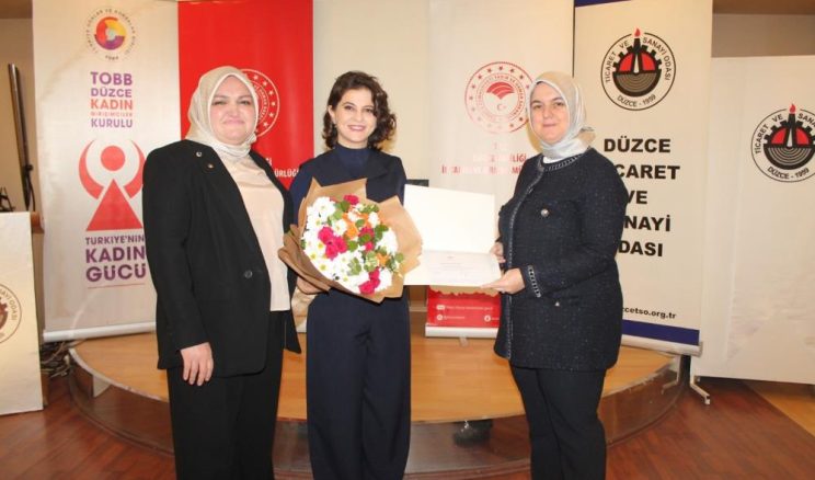 KADINLARA TIBBİ AROMATİK BİTKİ YETİŞTİRİCİLİĞİ EĞİTİMİ