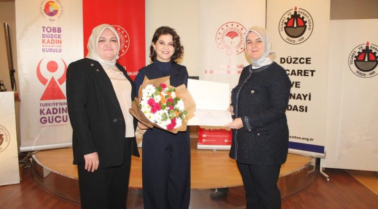 KADINLARA TIBBİ AROMATİK BİTKİ YETİŞTİRİCİLİĞİ EĞİTİMİ