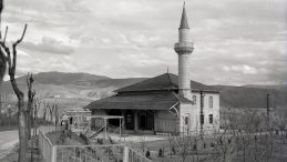 84 YILLIK CAMİDE RESTORASYON ÇALIŞMALARI BAŞLADI