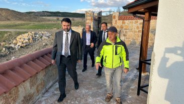 VEKİLLERDEN HAYIRSEVER İŞ İNSANI DEMİR’E TEŞEKKÜR