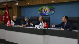 İHRACATÇILARIN SORUNLARI BAKANLIK YETKİLİLERİNE ANLATILDI