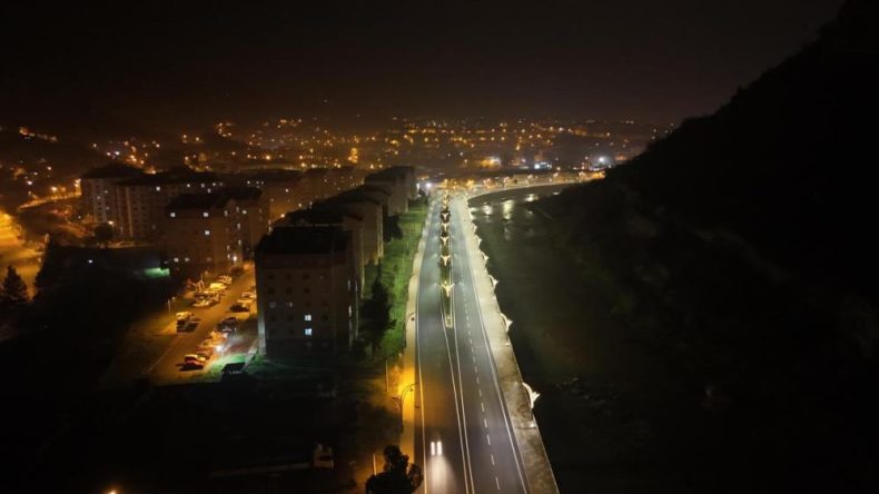 KARABÜK-ZONGULDAK YOLU ALEV ALEV YANIYOR!