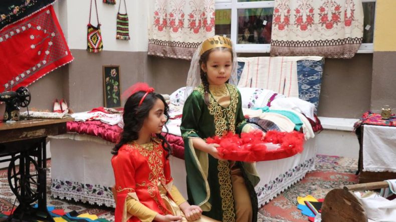 ALTIN ÇOCUKLAR OKULLARINI MÜZEYE ÇEVİRDİ