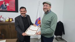 HEM DUYGULANDI, HEM DE TECRÜBELERİNİ GENÇLERLE PAYLAŞTI