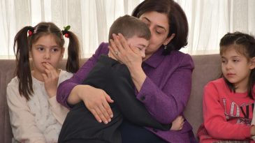 EVLATLARINI SON KEZ KOKLADI!