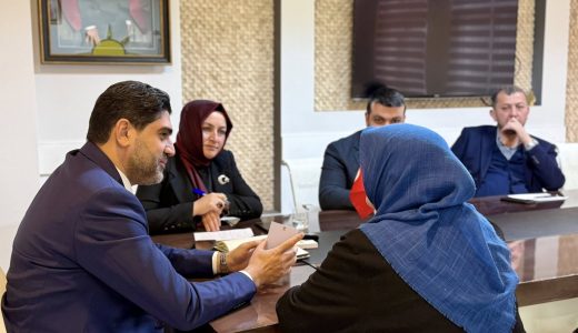 BAŞKAN SALT KARABÜK’Ü DİNLİYOR