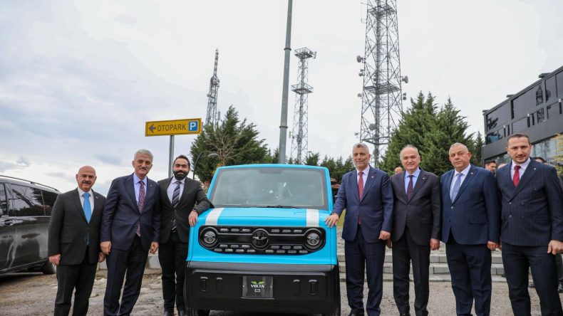 BAKAN BOLAT HAYRAN KALDI