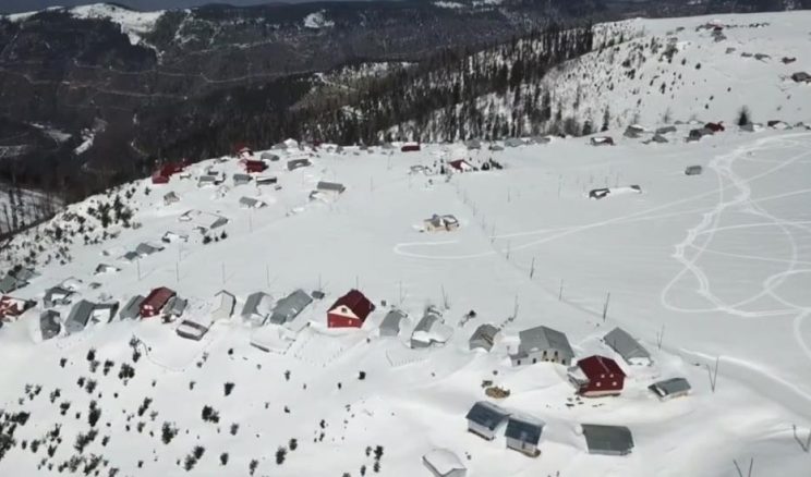 TÜRKİYE’NİN EN YÜKSEK KAR KALINLIĞI BATI KARADENİZ’DE