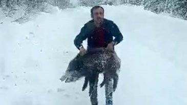 VURMAK SERBEST, ELLE YAKALAMANIN CEZASI 15 BİN LİRA!