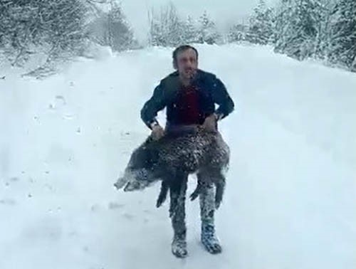 VURMAK SERBEST, ELLE YAKALAMANIN CEZASI 15 BİN LİRA!