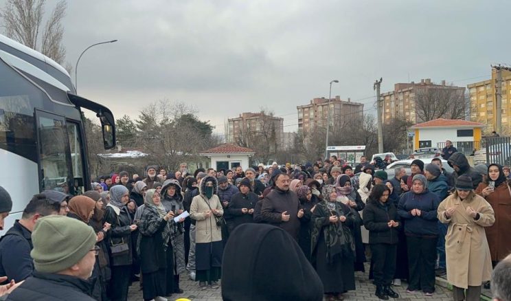 KUTSAL YOLCULUK MÜBAREK GECEDE BAŞLADI