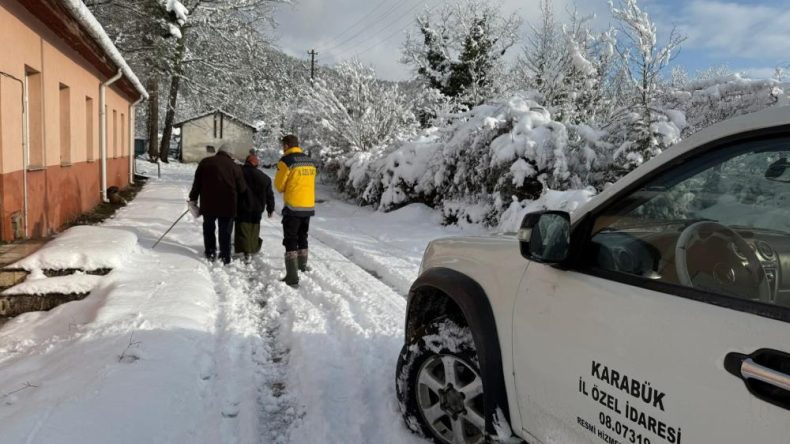ÖZEL İDARE EKİPLERİ HASTALARI YALNIZ BIRAKMIYOR