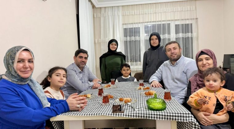 TÜRKİYE ASLA YALNIZCA TÜRKİYE DEĞİLDİR!