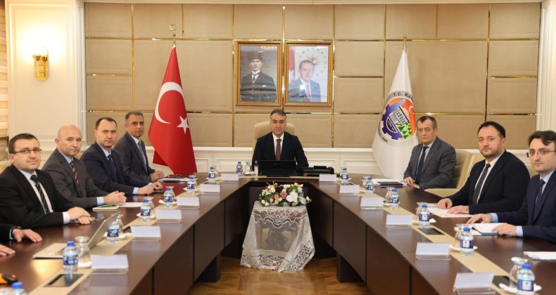 KARABÜK BÖLGENİN LOJİSTİK MERKEZİ OLMA YOLUNDA