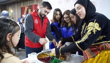 ASIM’IN NESLİ İFTARDA BULUŞTU