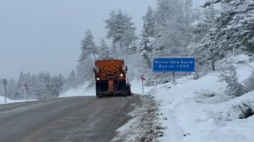 YÜKSEK KESİMLER YENİDEN BEYAZA BÜRÜNDÜ