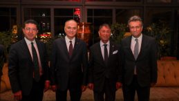 BAŞKAN ÖZLÜ İŞ DÜNYASI BULUŞMALARINA DEVAM EDİYOR