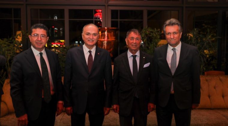 BAŞKAN ÖZLÜ İŞ DÜNYASI BULUŞMALARINA DEVAM EDİYOR