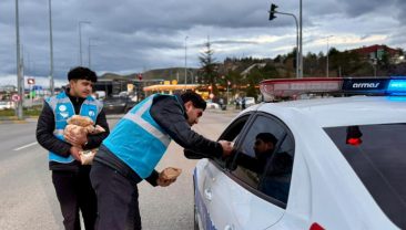İFTARA BEŞ KALA GELENEĞİ DEVAM EDİYOR