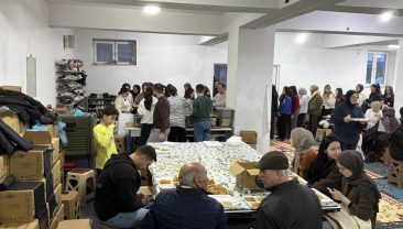 HER GÜN 800 ÖĞRENCİYE İFTAR VERİYORLAR