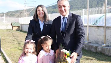 VALİ ÇAĞATAY MAKAMI SAHAYA TAŞIMAYA DEVAM EDİYOR