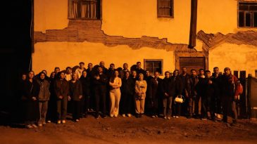 KÖYLÜLER ÜNİVERSİTE ÖĞRENCİLERİNE İFTAR VERDİ