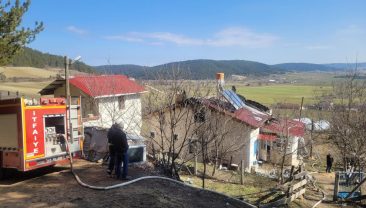 BACADA ÇIKAN YANGINA MÜDAHALE ETMEYE ÇALIŞIRKEN HAYATINI KAYBETTİ