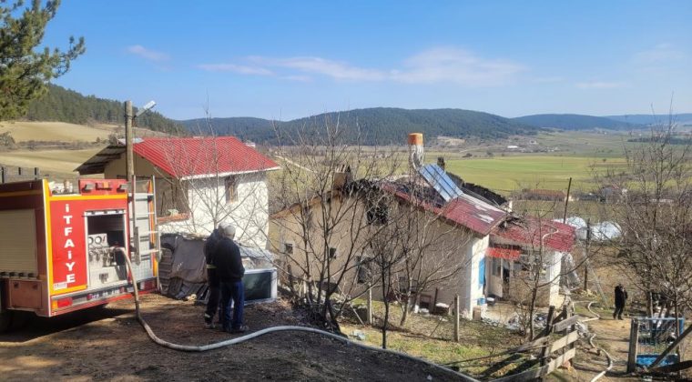 BACADA ÇIKAN YANGINA MÜDAHALE ETMEYE ÇALIŞIRKEN HAYATINI KAYBETTİ